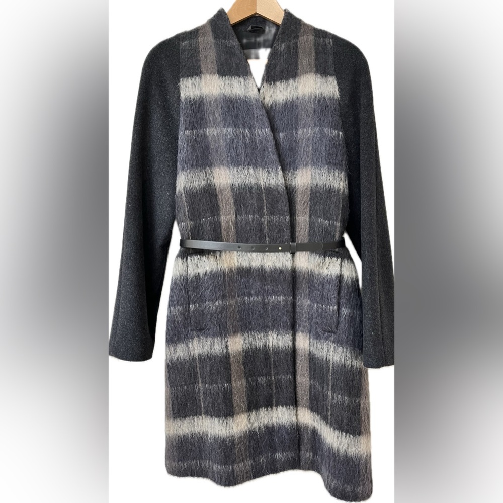 Chic Vera Wang Mohair & Wool Coat Grey/Plaid Coat with Belt XS